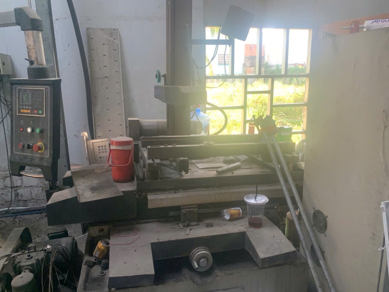 Wire cutting machine.jpg